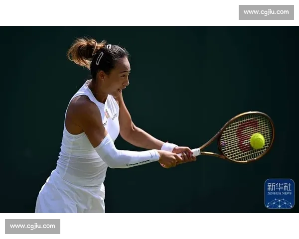 温网直击：郑钦文激战三盘憾负西尼亚科娃 高清大图速递